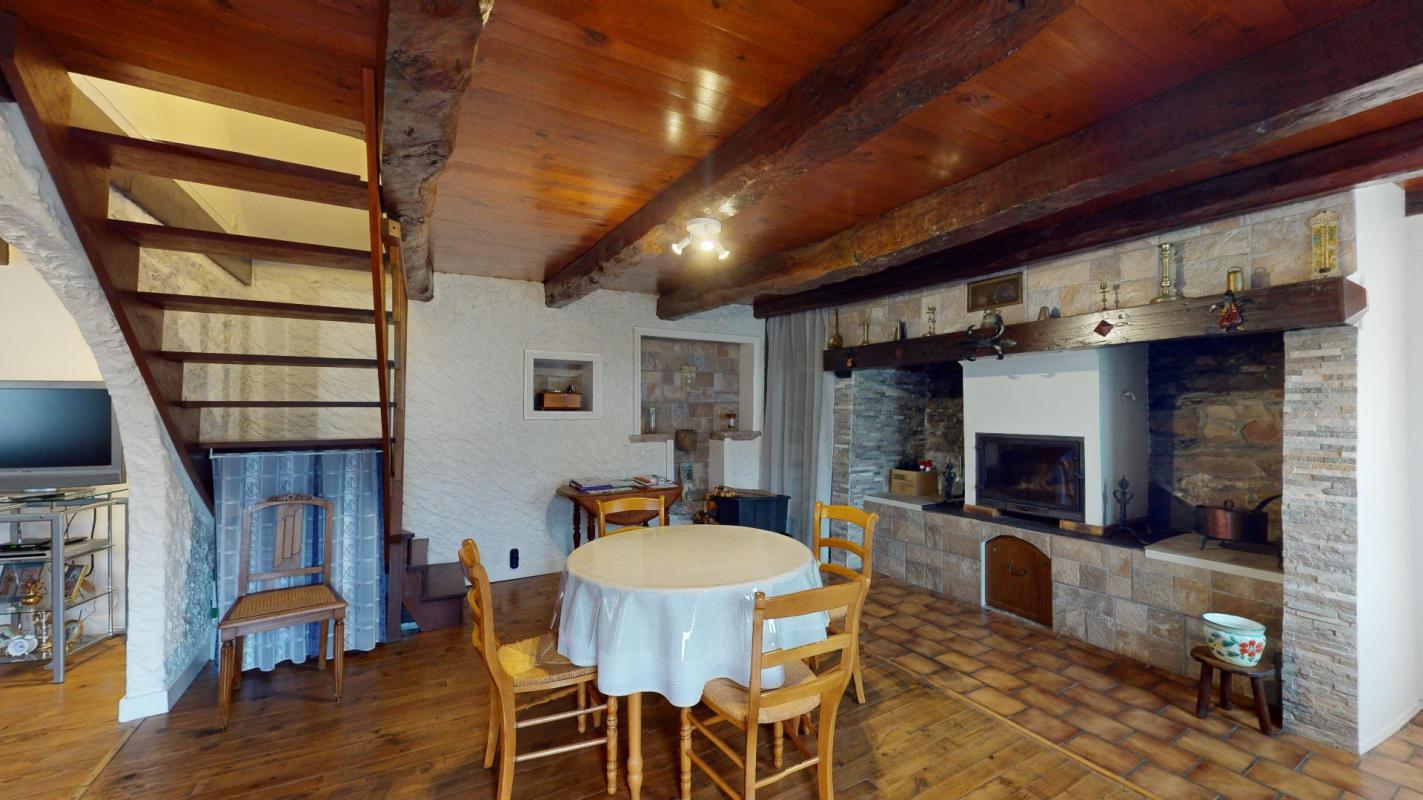 2 bedroom maison en pierres in Villecomtal, Aveyron, France