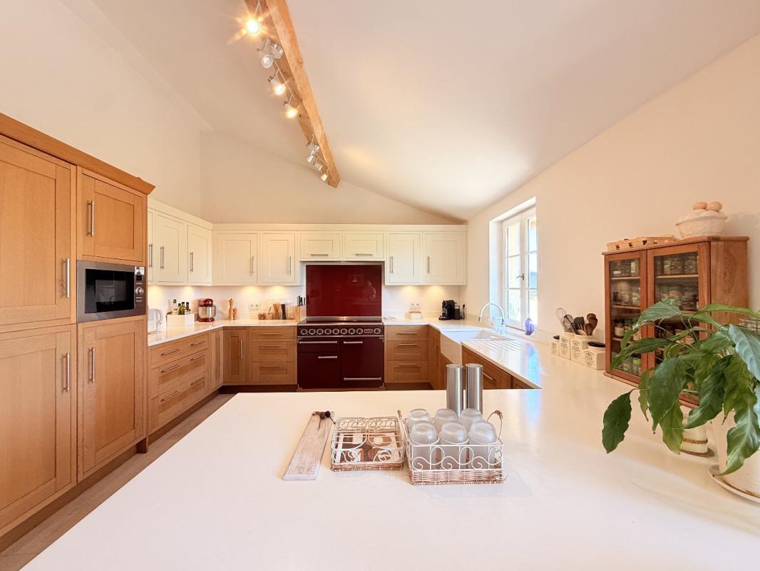 3 bedroom propriete in Aubeterre Sur Dronne, Charente, France