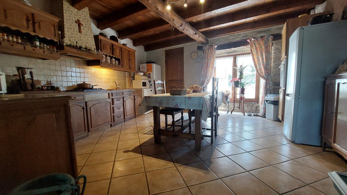 6 bedroom maison in Saillac, Lot, France