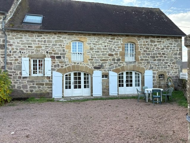 2 bedroom corps de ferme in Curemonte, Corrèze, France