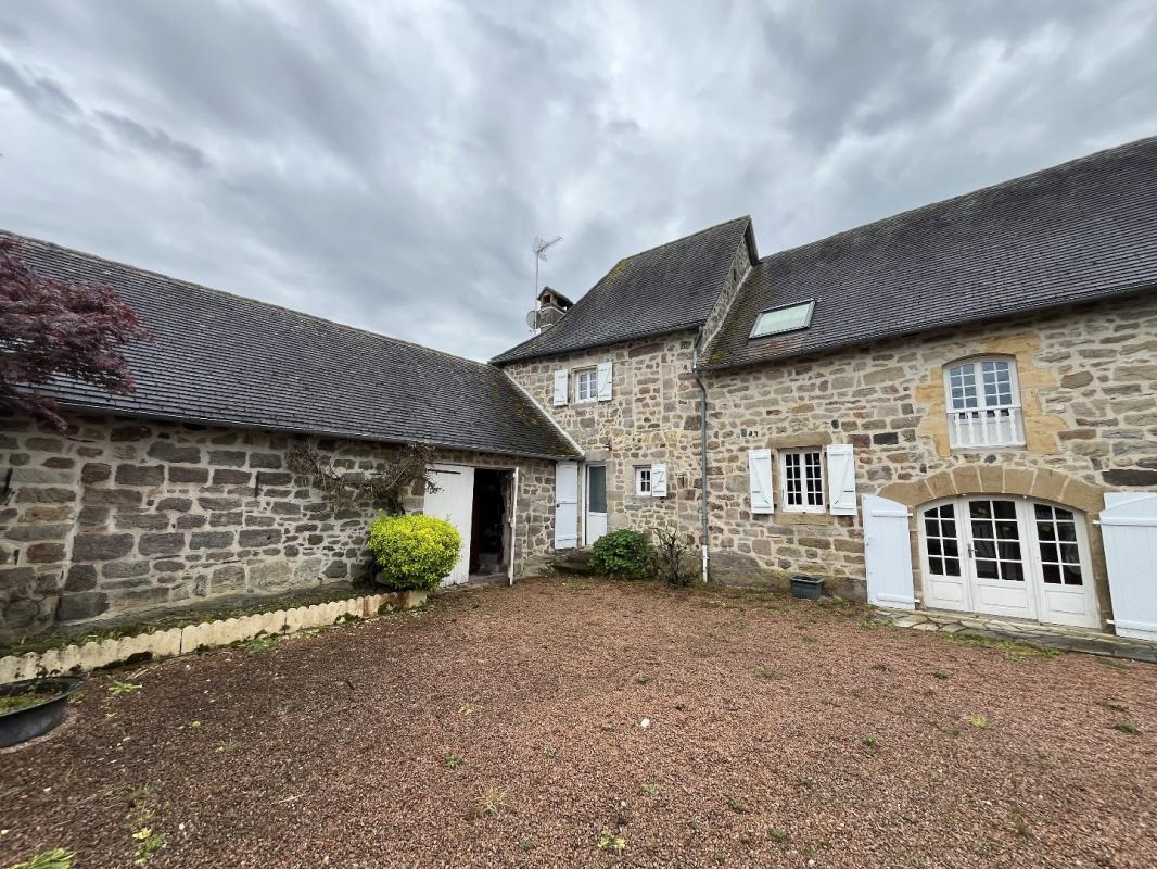 2 bedroom corps de ferme in Curemonte, Corrèze, France