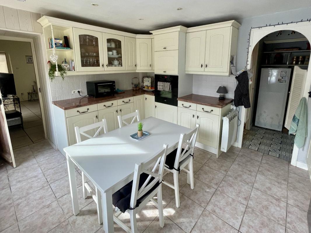 2 bedroom maison in Bresdon, Charente-Maritime, France