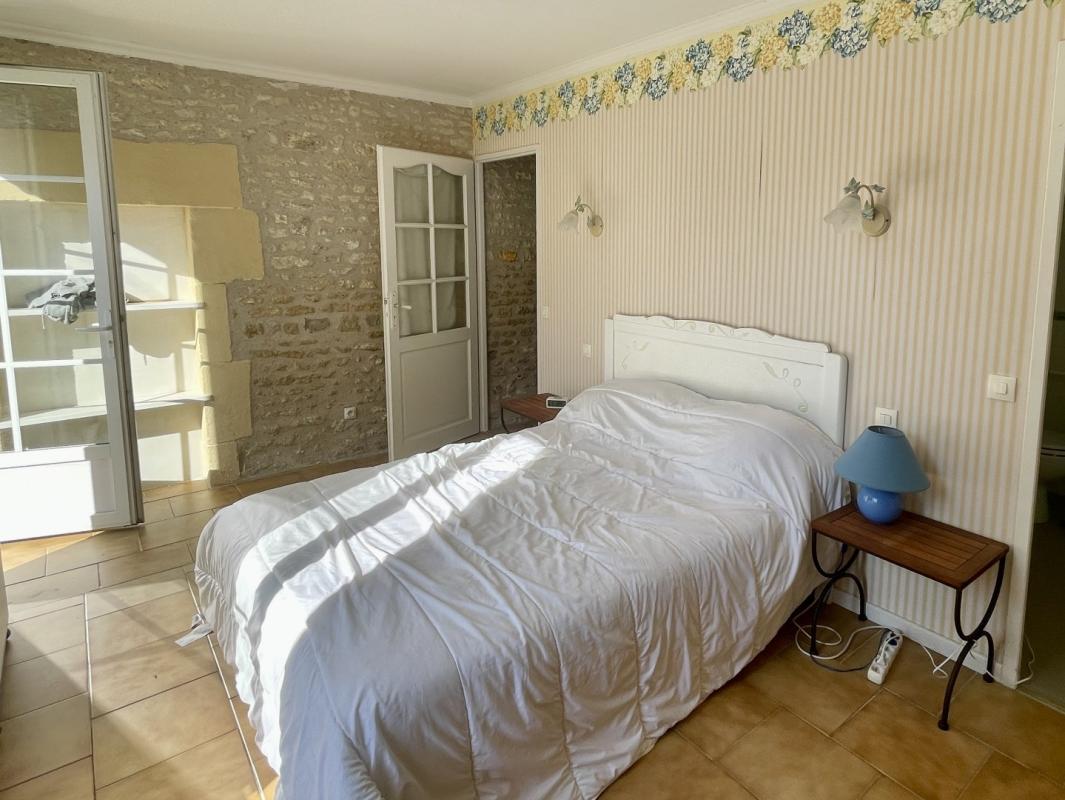 5 bedroom longere in Bernay Saint Martin, Charente-Maritime, France