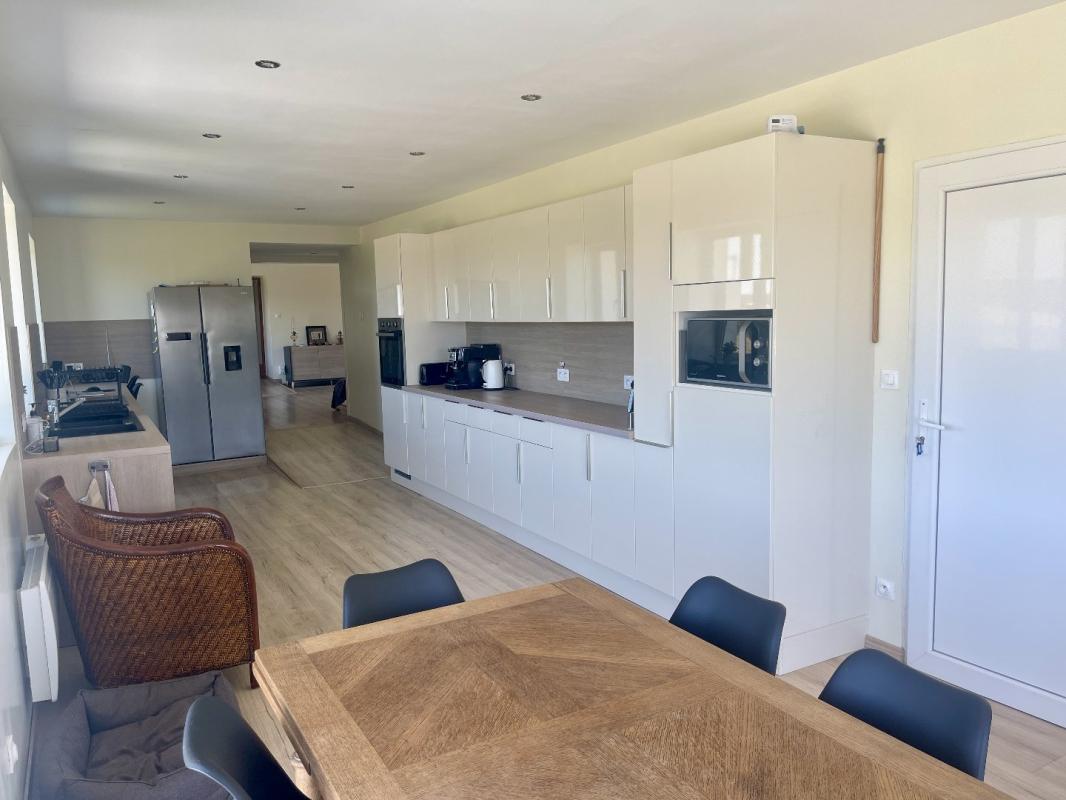 7 bedroom propriete in Contre, Charente-Maritime, France