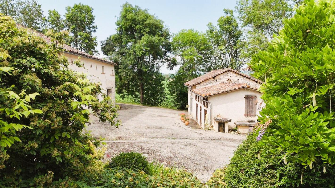5 bedroom propriete in Lapenche, Tarn-et-Garonne, France