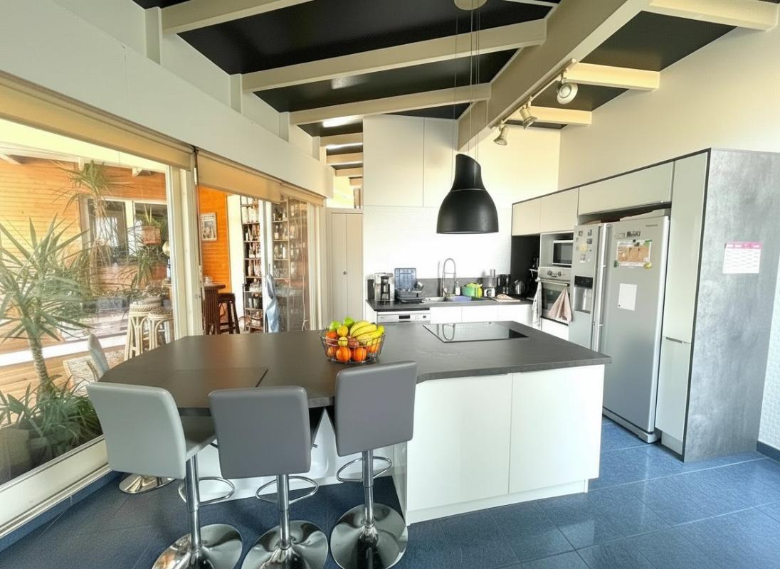 4 bedroom maison d’architecte in Itteville, Essonne, France