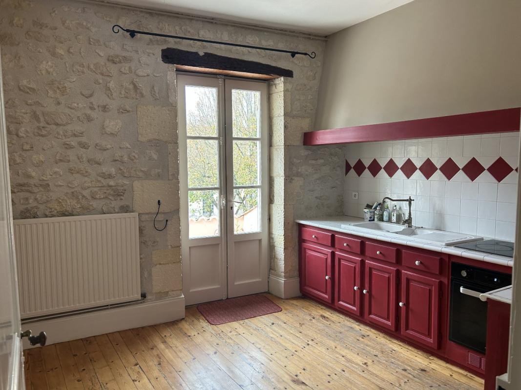 3 bedroom maison in Saint Jean D’angely, Charente-Maritime, France