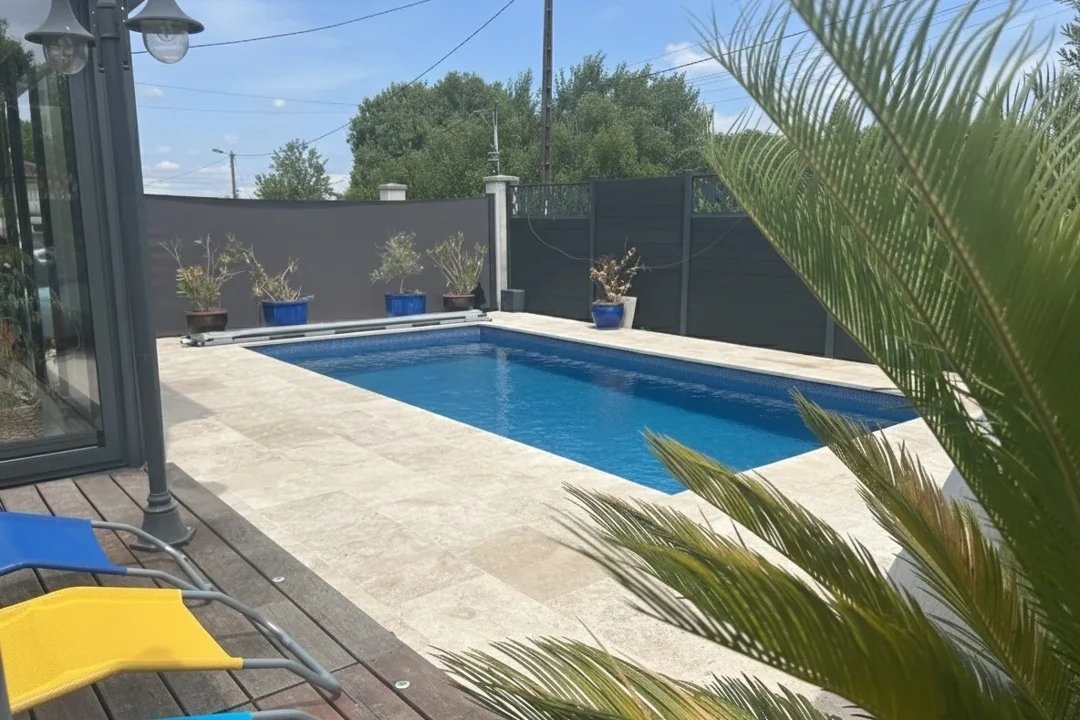 6 bedroom villa in Brizambourg, Charente-Maritime, France