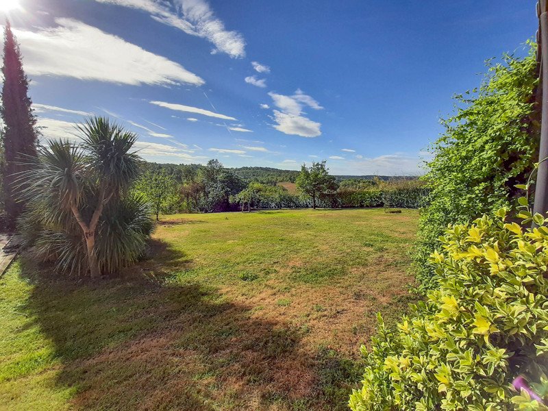5 bedroom maison situee en campagne in Bassilac, Dordogne, France