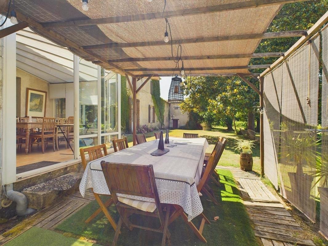 6 bedroom corps de ferme in Pineuilh, Gironde, France