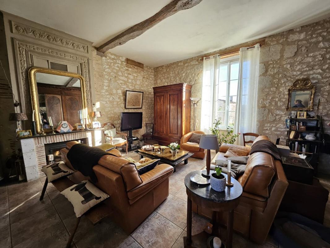 6 bedroom corps de ferme in Pineuilh, Gironde, France