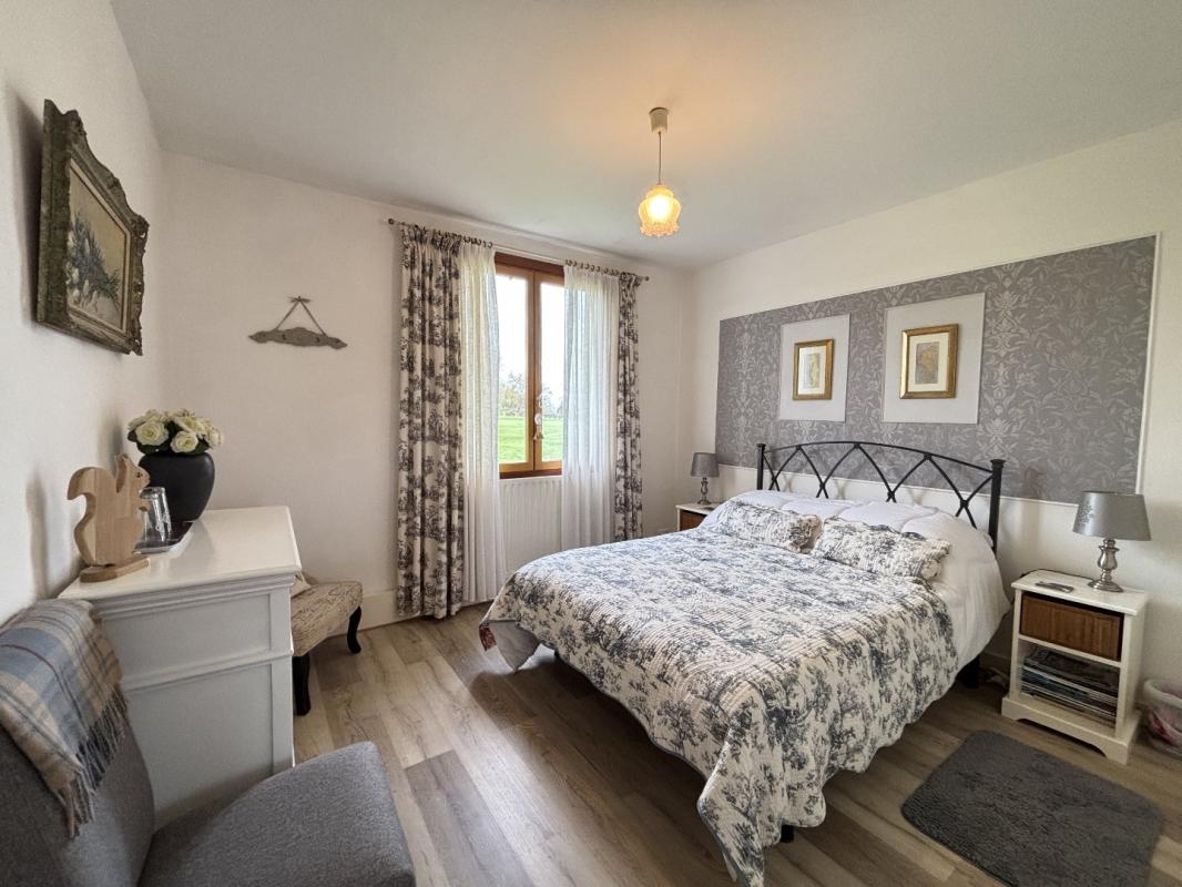 3 bedroom maison in Chatain, Vienne, France