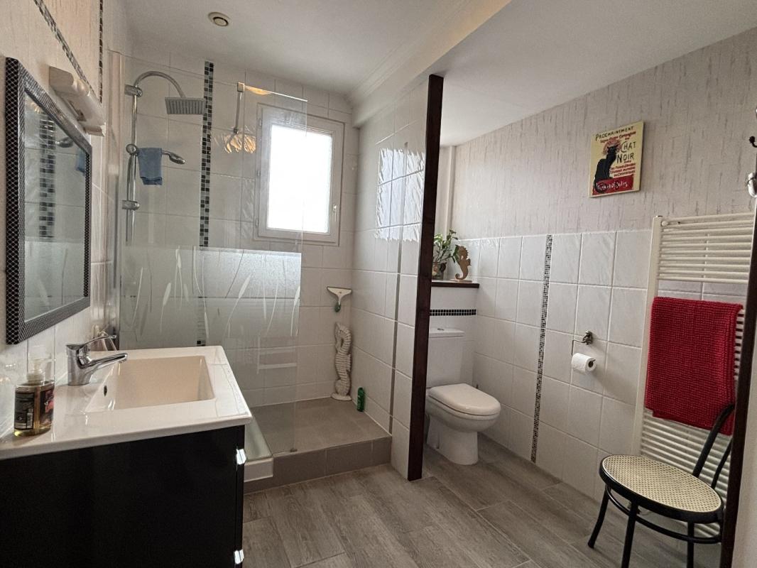 3 bedroom maison in Chatain, Vienne, France