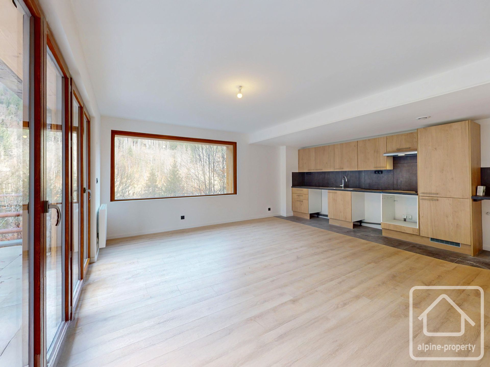 2 Bedroom Apartments In A Residence Of 18 Quality Apartments, With Outdoor Space, Parking And Cave, Within Easy Walking Distance Of The Ski Lifts. – FLORINET3