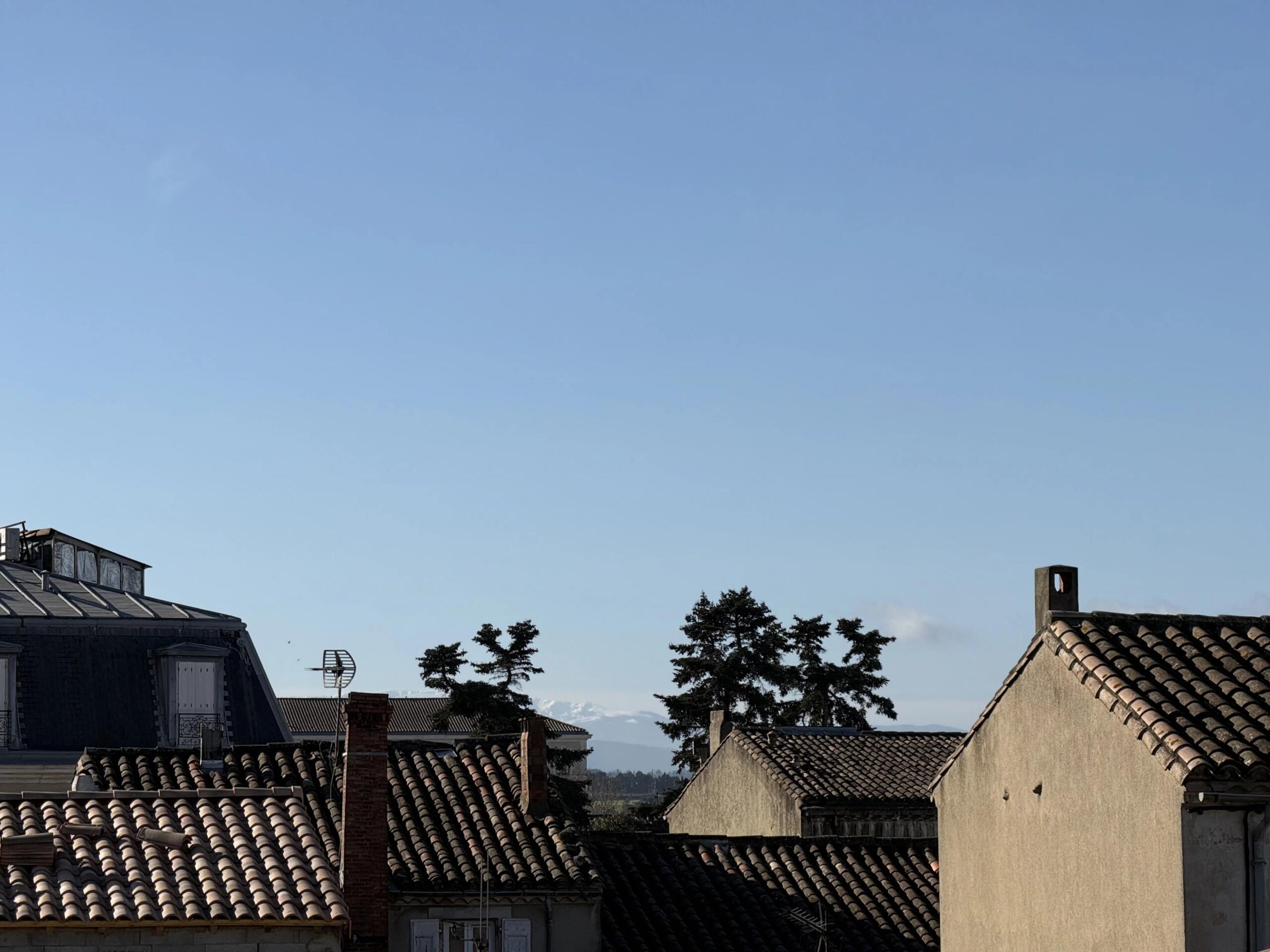 Top-Floor 2-Bedroom Apartment with Private Sun Terrace & Pyrenees Views, Languedoc-Roussillon – France – BVI84610