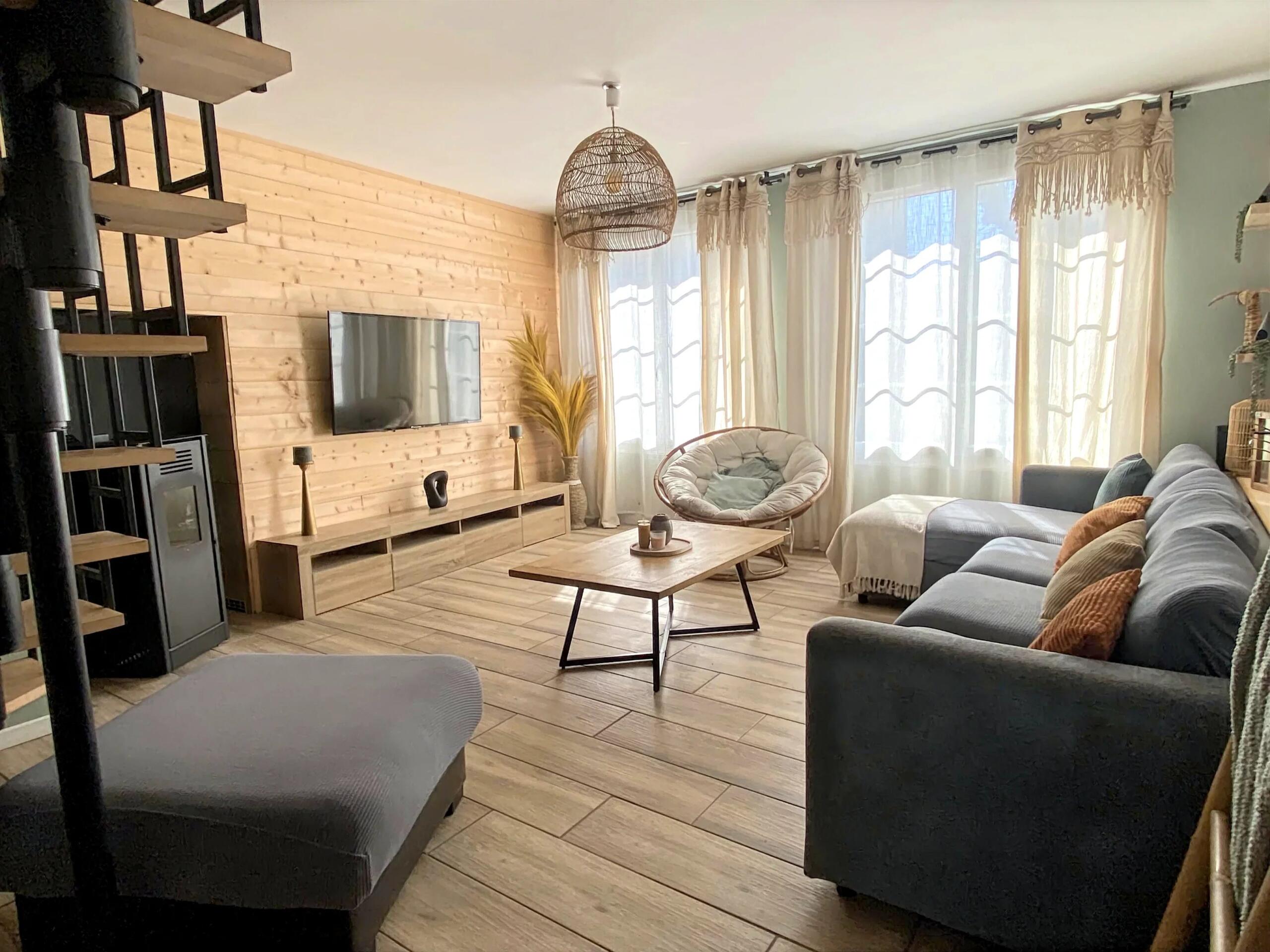 Charming Modernised Village Home with Garden and Exceptional Potential, Aquitaine – France – BVI84207