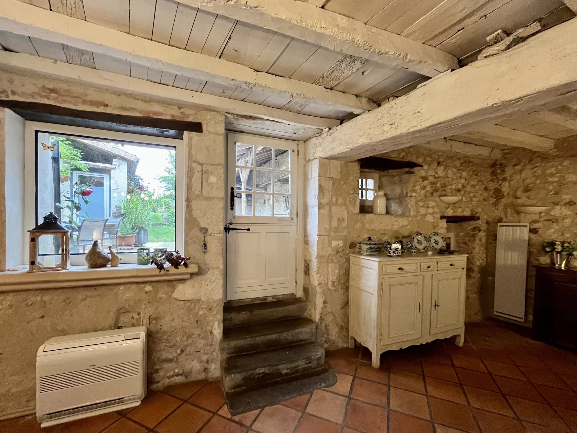 Charming renovated village house with beautiful outdoor living space and enclosed garden, Aquitaine – France – BVI80889