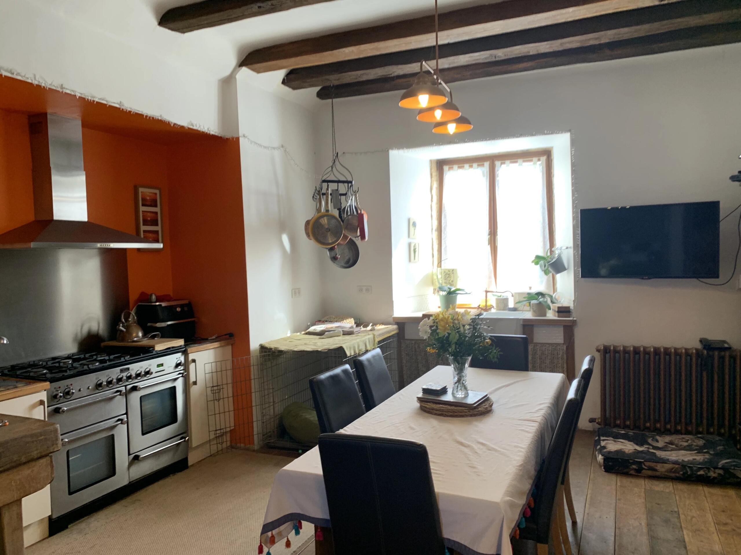 A Rare Countryside Gem Set in Over 8 Hectares of Land, Aquitaine – France – BVI84724