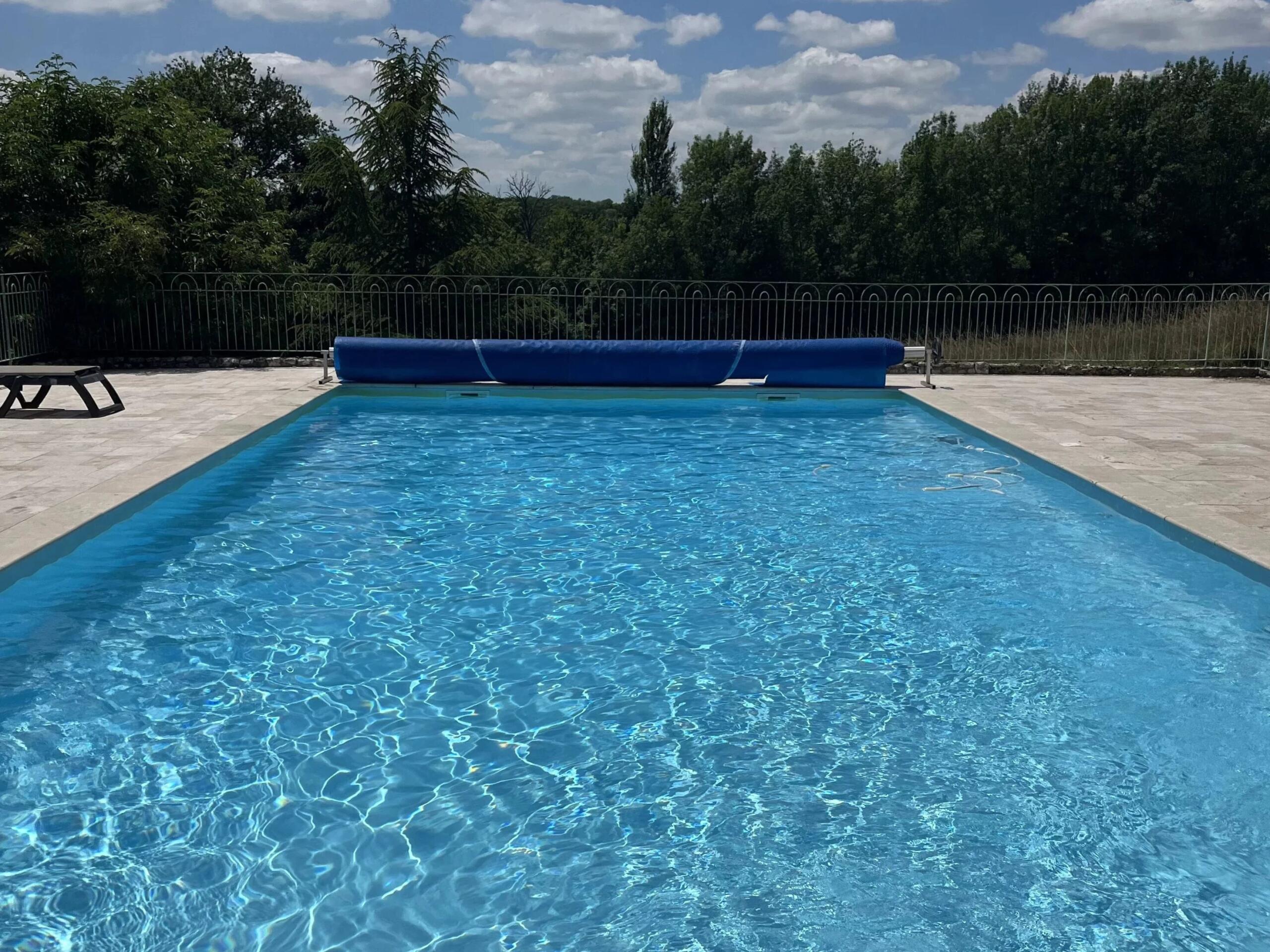 Charming Stone Country Estate with Guest House, Pool and 28 Acres – Near Bergerac, Aquitaine – France – BVI83734