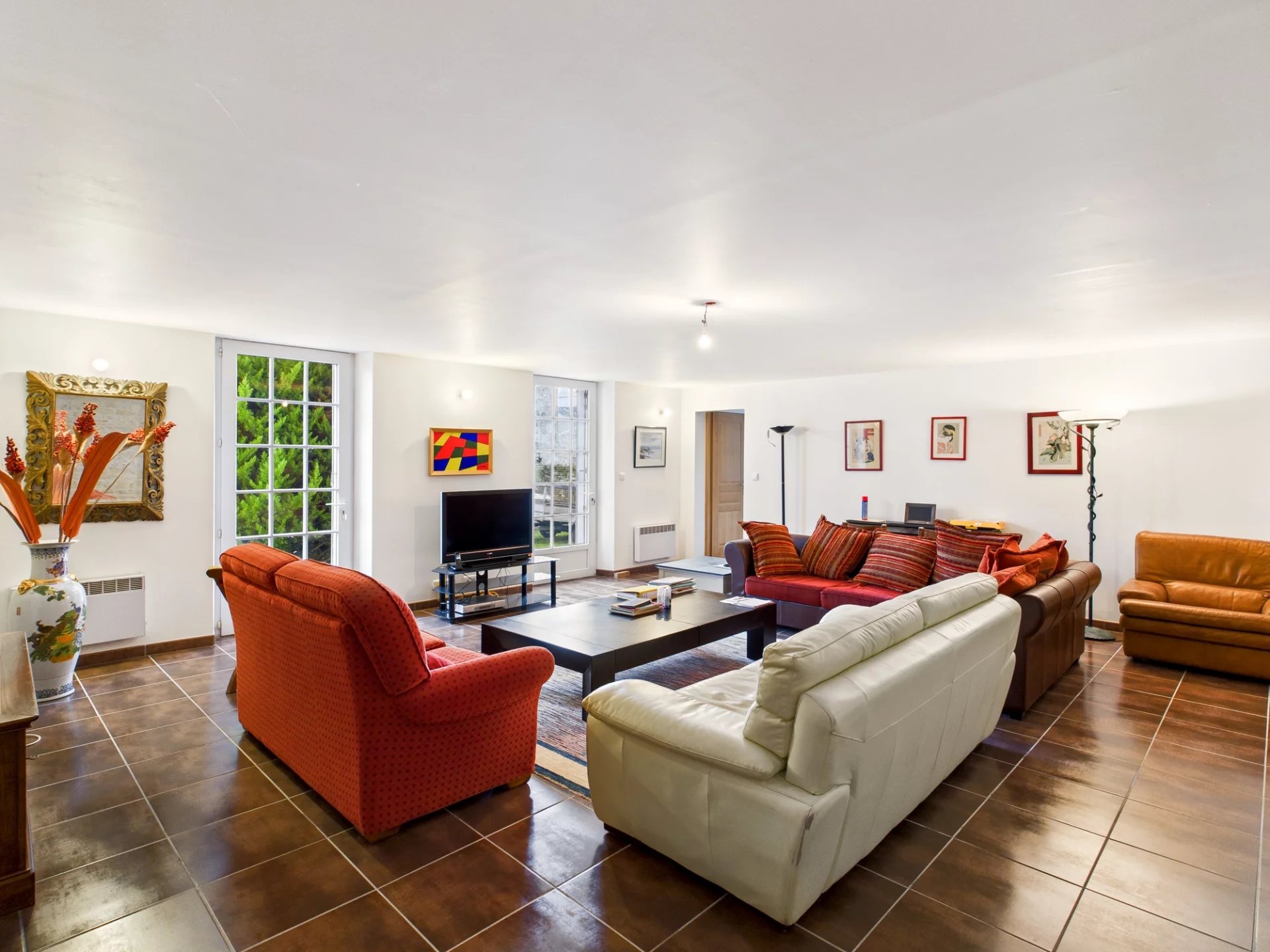 Large 4 bedroom charentais house, Poitou-Charentes – France – BVI83612