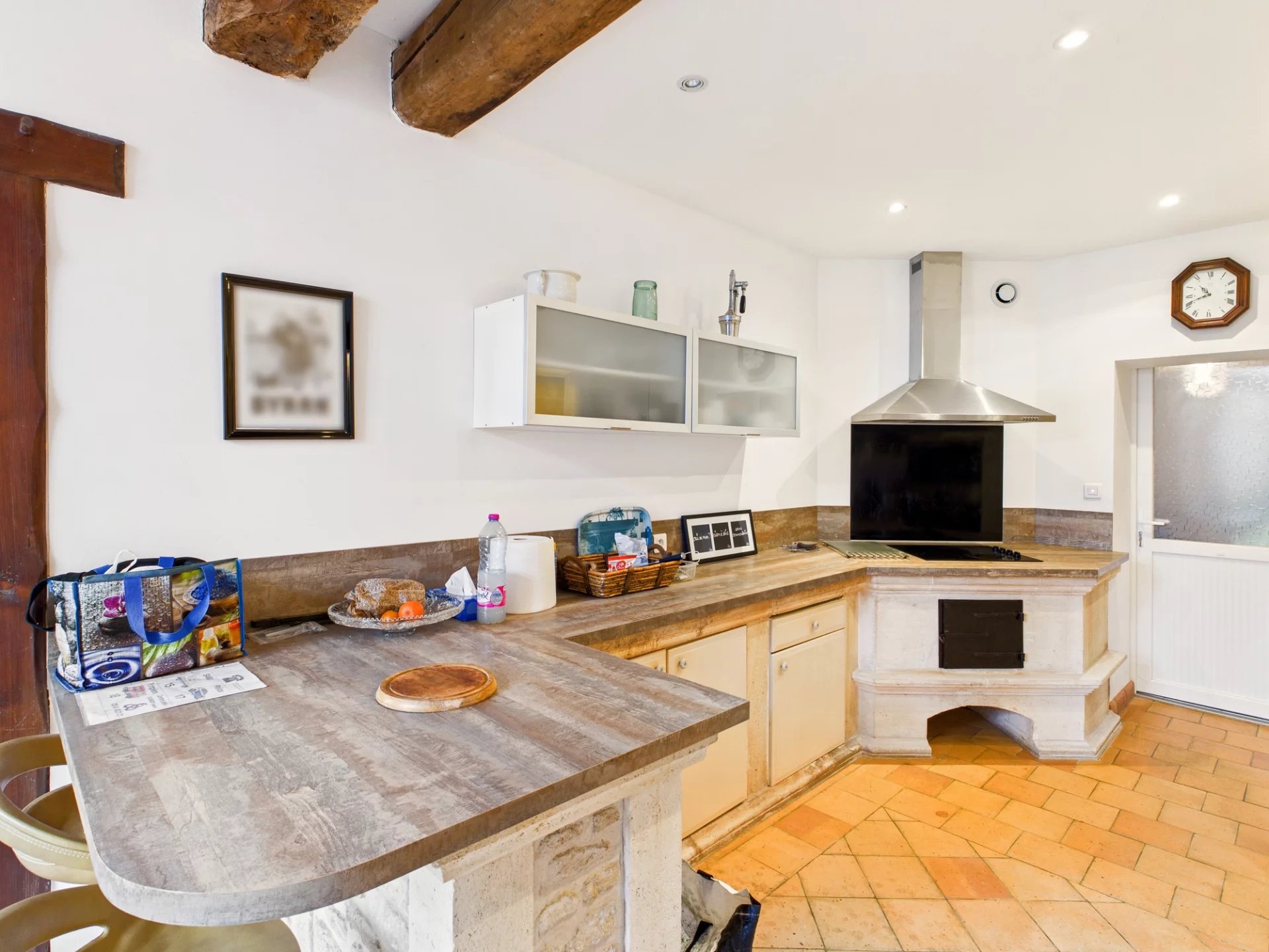 Large 4 bedroom charentais house, Poitou-Charentes – France – BVI83612