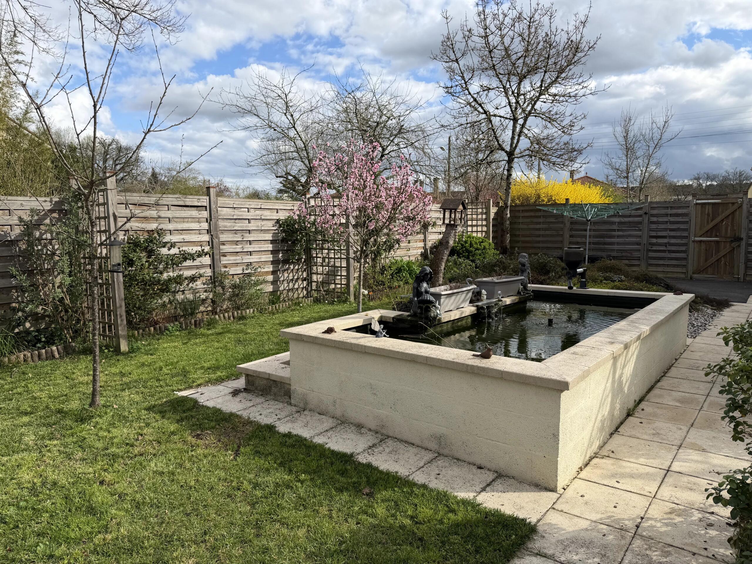 5-Bedroom Home in the Heart of Le Bugue, Aquitaine – France – BVI84346