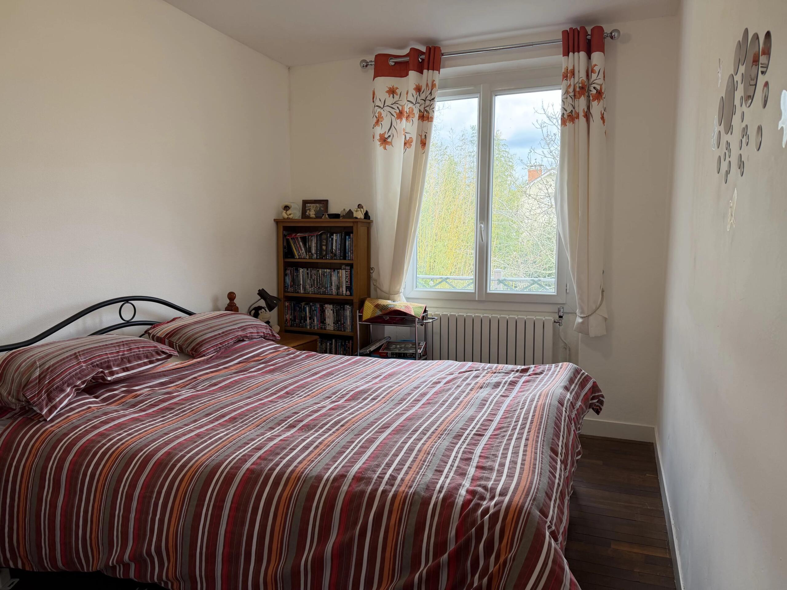 5-Bedroom Home in the Heart of Le Bugue, Aquitaine – France – BVI84346