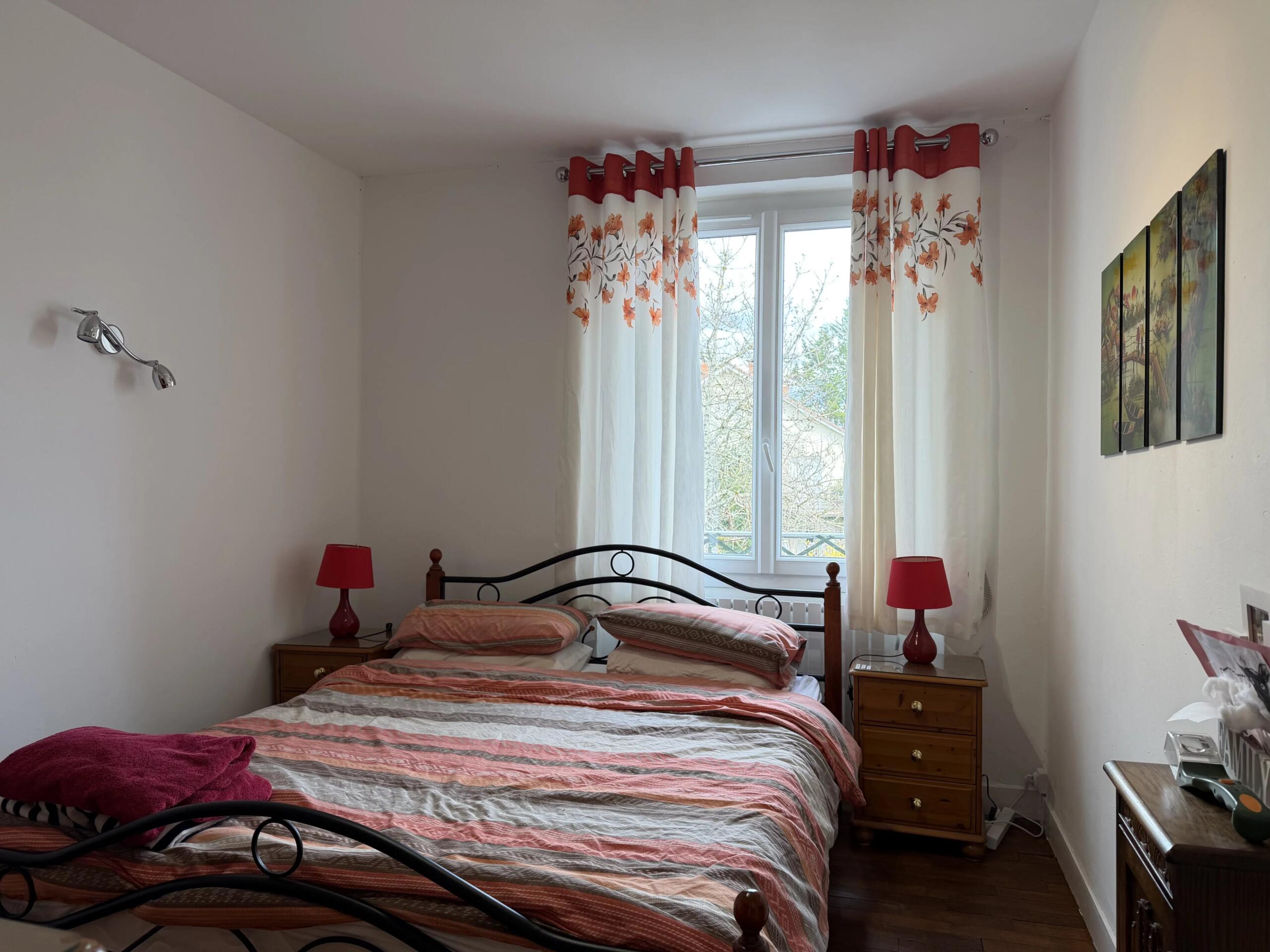 5-Bedroom Home in the Heart of Le Bugue, Aquitaine – France – BVI84346