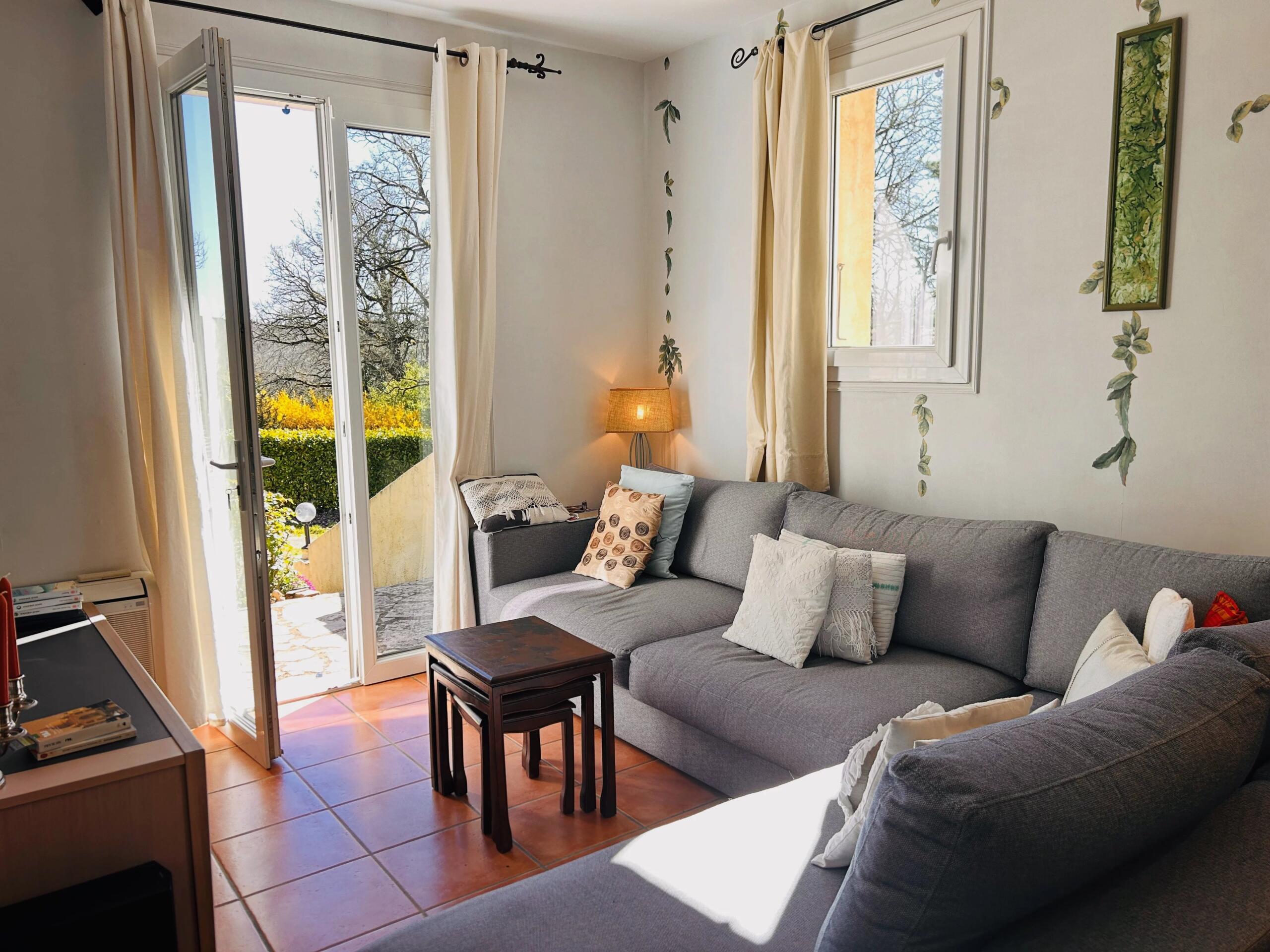 4 bed house with pool and guest annex within walking distance of Gourdon, Midi-Pyrénées – France – BVI84871