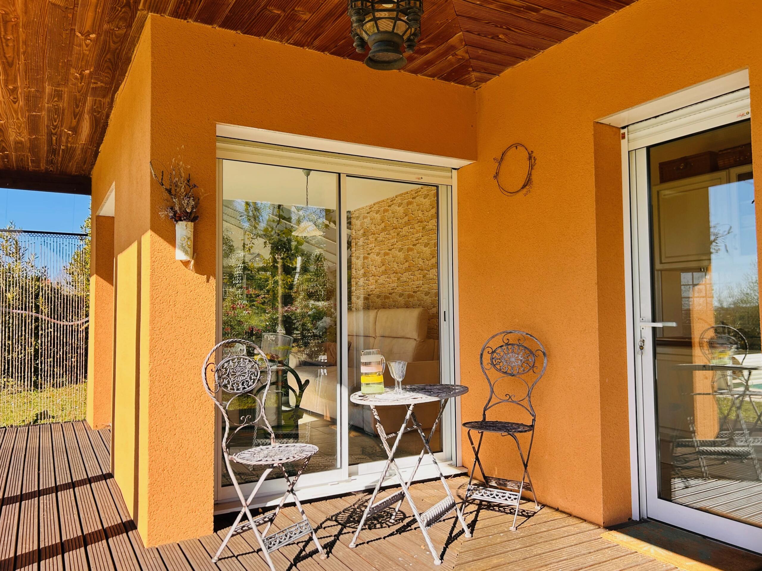 4 bed house with pool and guest annex within walking distance of Gourdon, Midi-Pyrénées – France – BVI84871