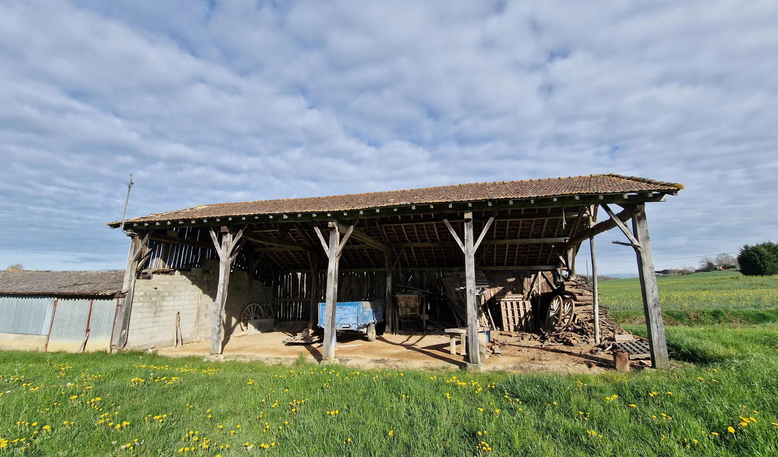Charming French Farmhouse to Renovate with Huge Potential, Aquitaine – France – BVI84796