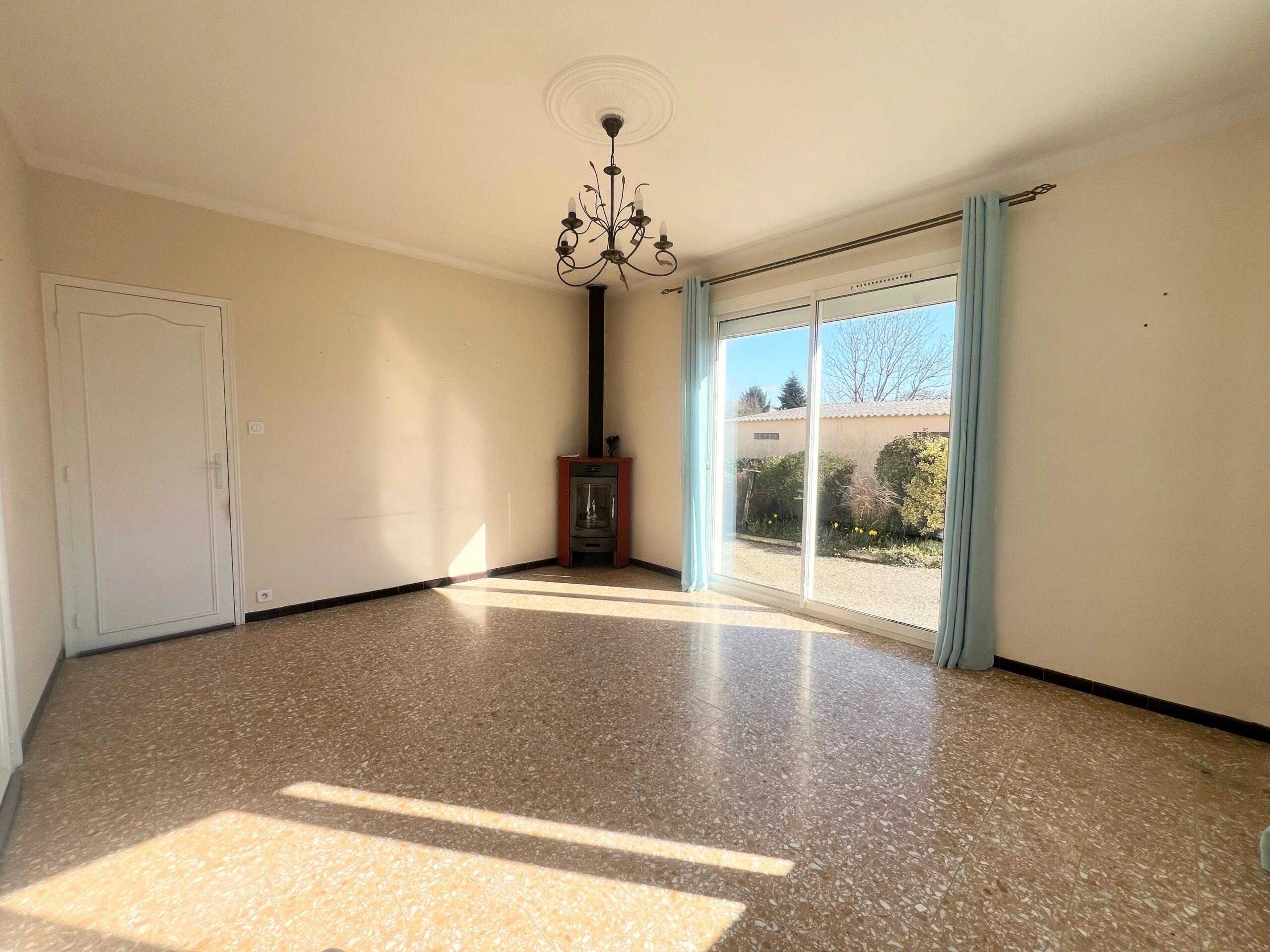 Modernised  Detached Home with Garden and Pool, Midi-Pyrénées – France – BVI84599