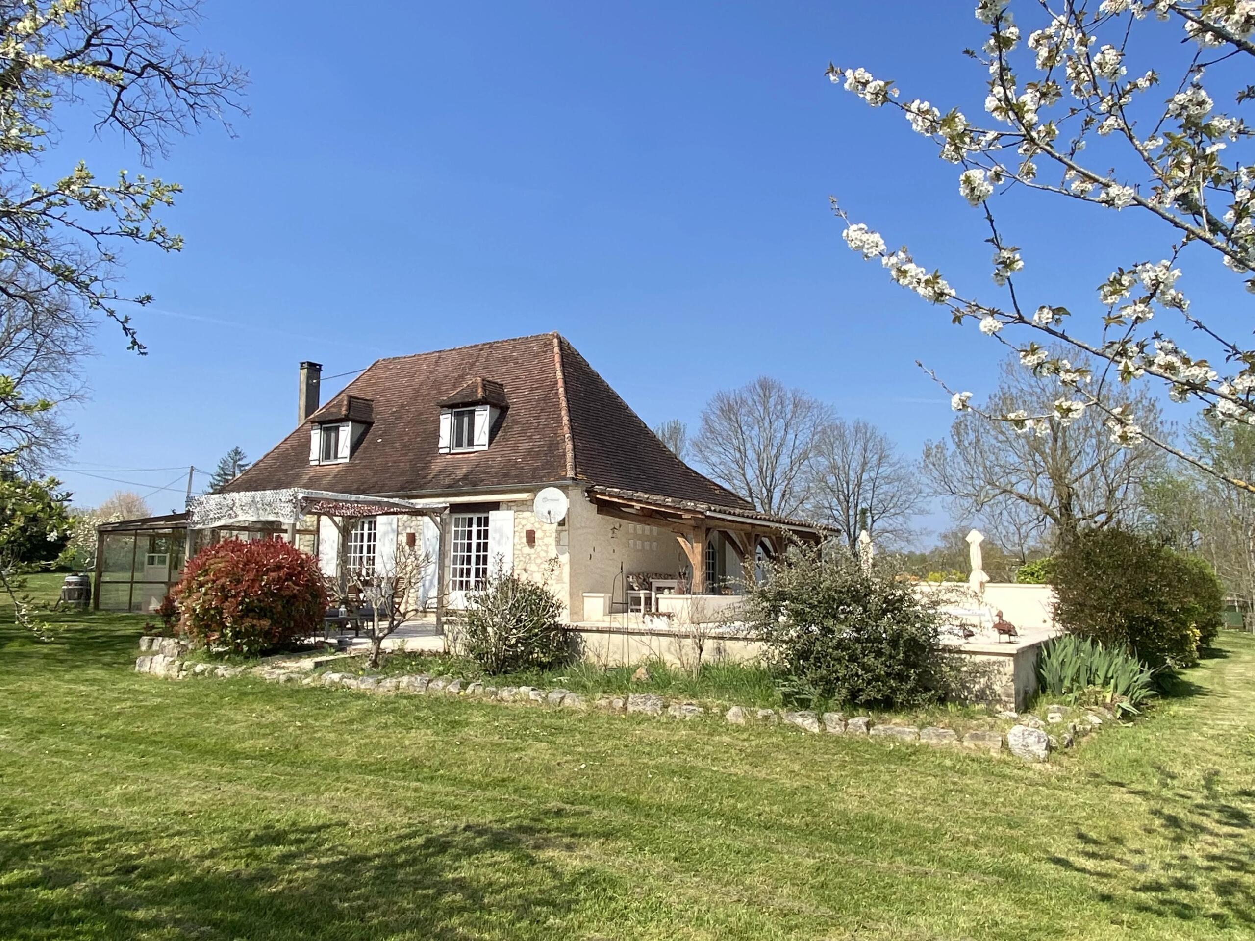 Charming Traditional Stone House with Pool in Tranquil Setting, Aquitaine – France – BVI79797