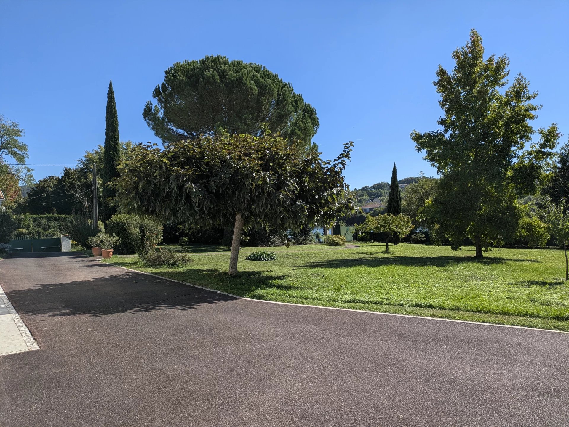 Spacious Family Home with Modern Comfort in Saint-Sylvestre-sur-Lot, Aquitaine – France – BVI78415