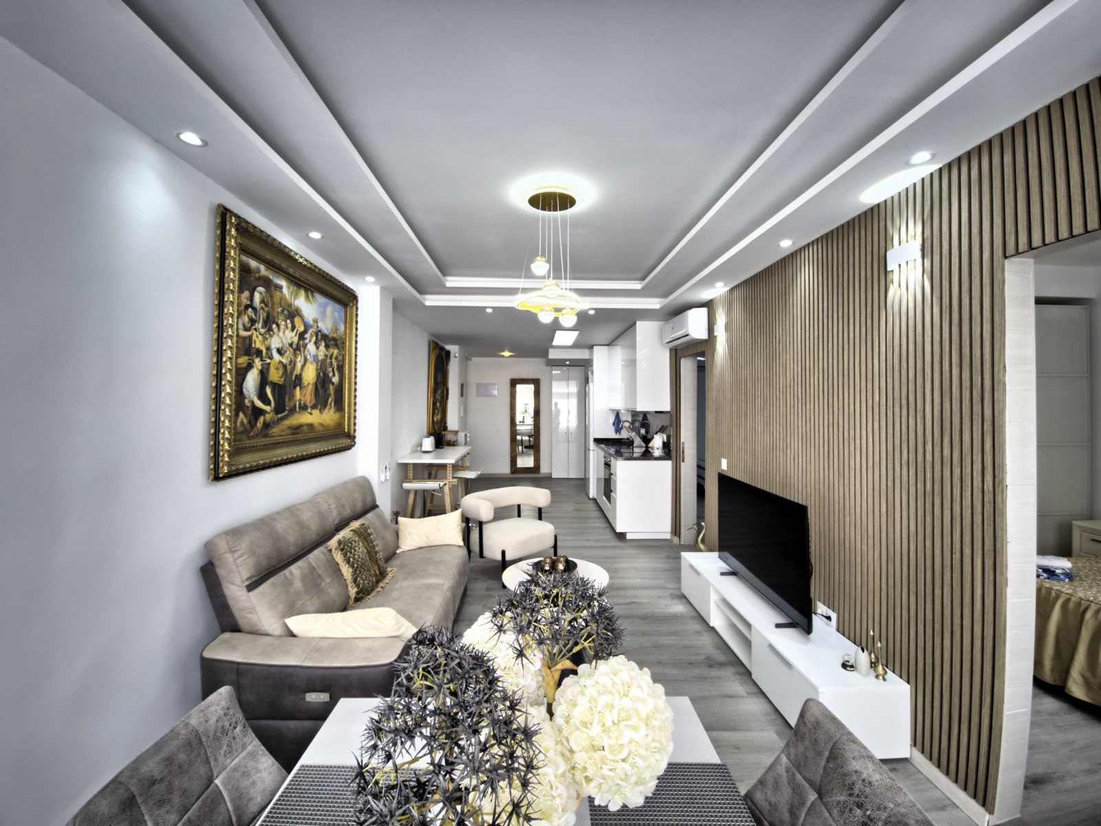 2 bedroom Apartment in Marbella, Malaga, Spain – 428-05305P