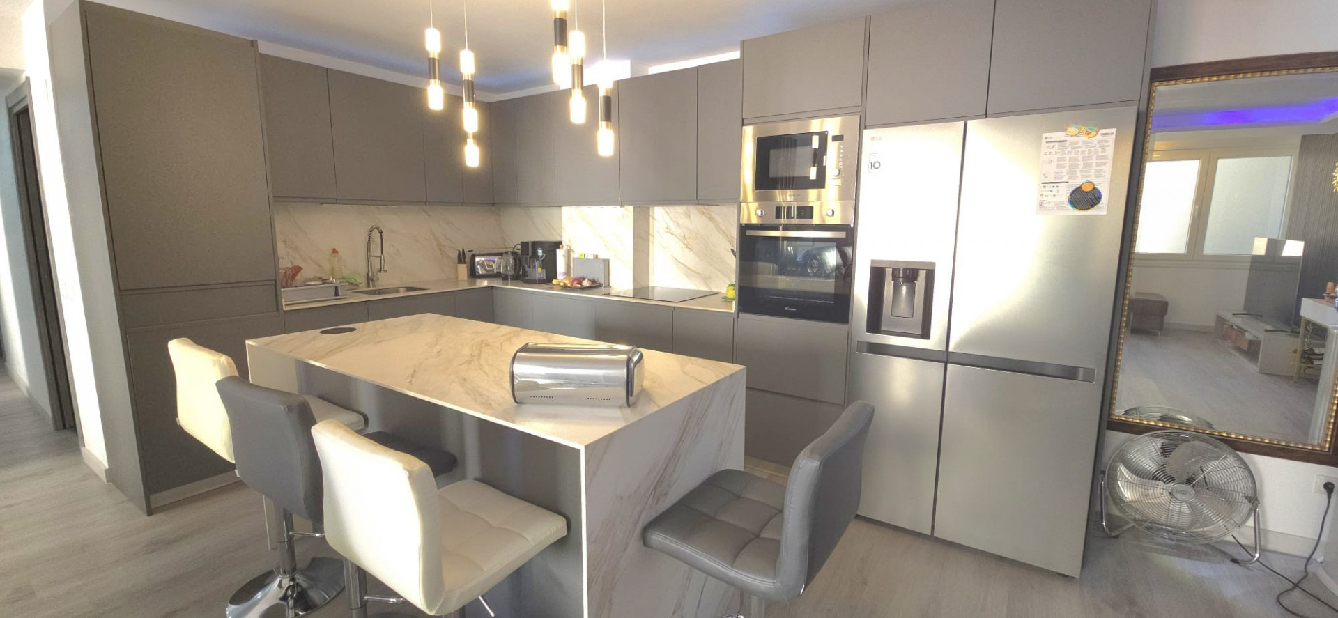 3 bedroom Apartment in Marbella, Malaga, Spain – 428-05351P