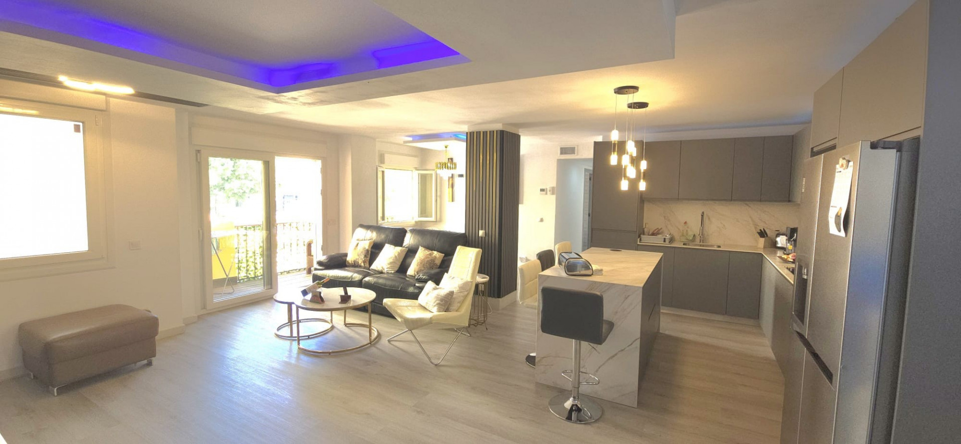 3 bedroom Apartment in Marbella, Malaga, Spain – 428-05351P