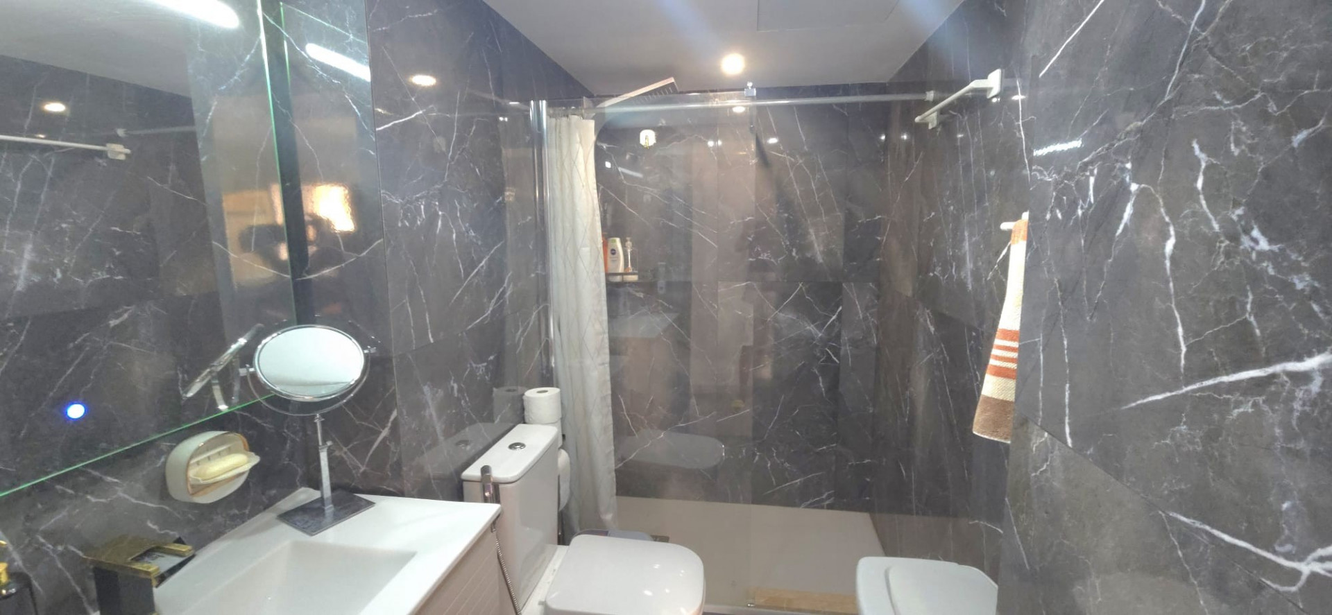 3 bedroom Apartment in Marbella, Malaga, Spain – 428-05351P