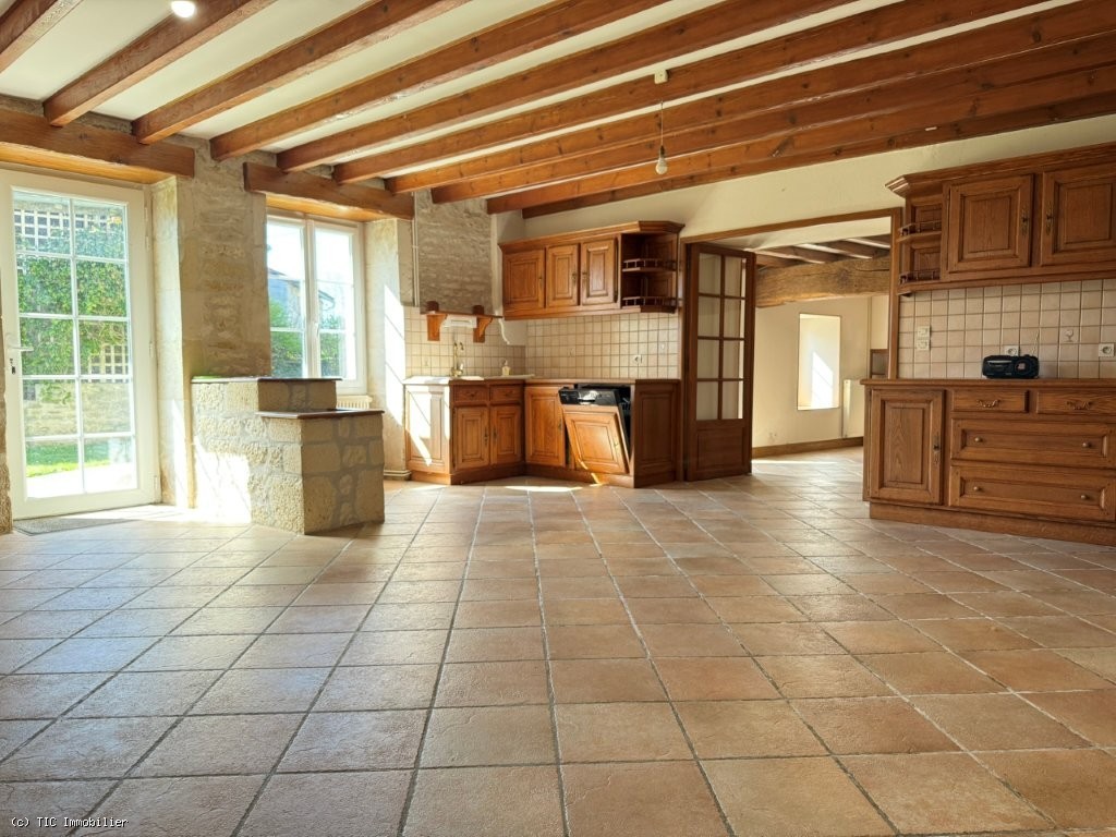 3 bedroom House in Villefagnan, France – r7452