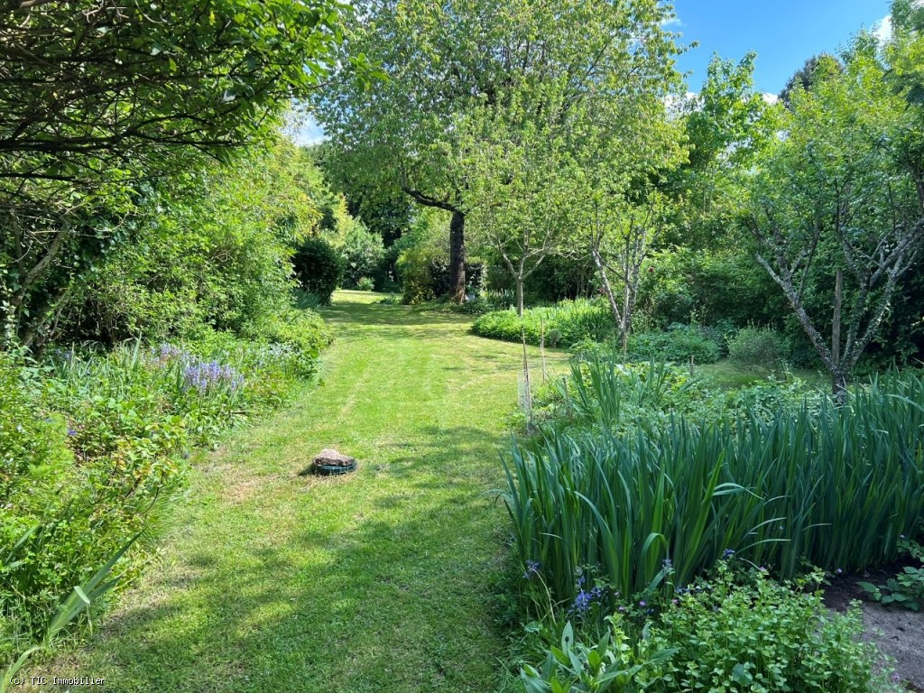 5 bedroom House in Sauze-Vaussais, Sauzé-Vaussais, France – r7451