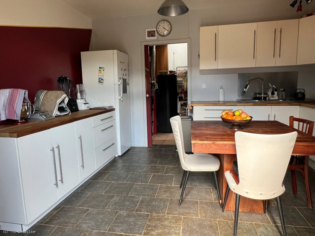 5 bedroom House in Sauze-Vaussais, Sauzé-Vaussais, France – r7451