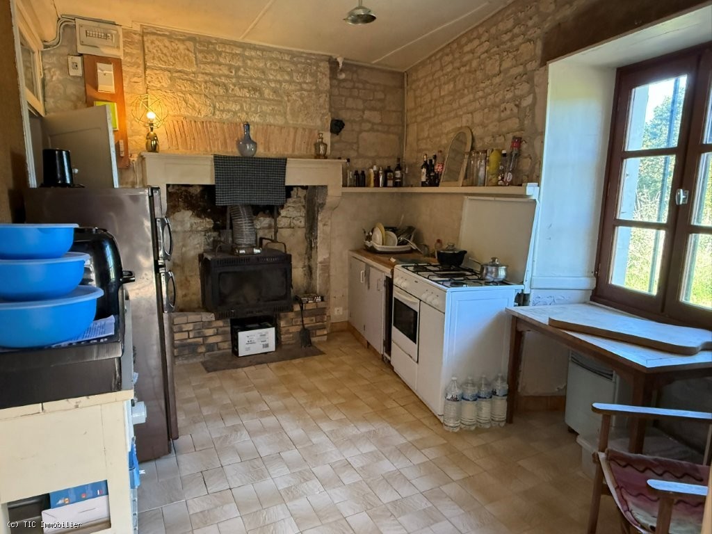 2 bedroom House in Villefagnan, France – r7450
