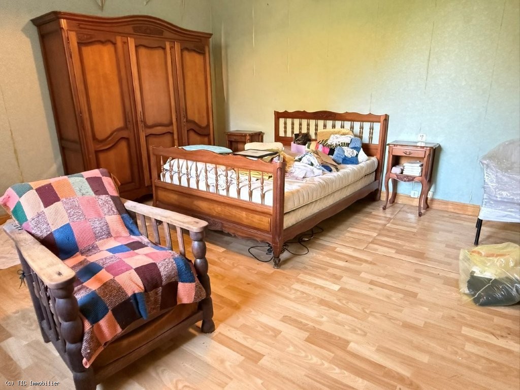 4 bedroom House in Villefagnan, France – r7446