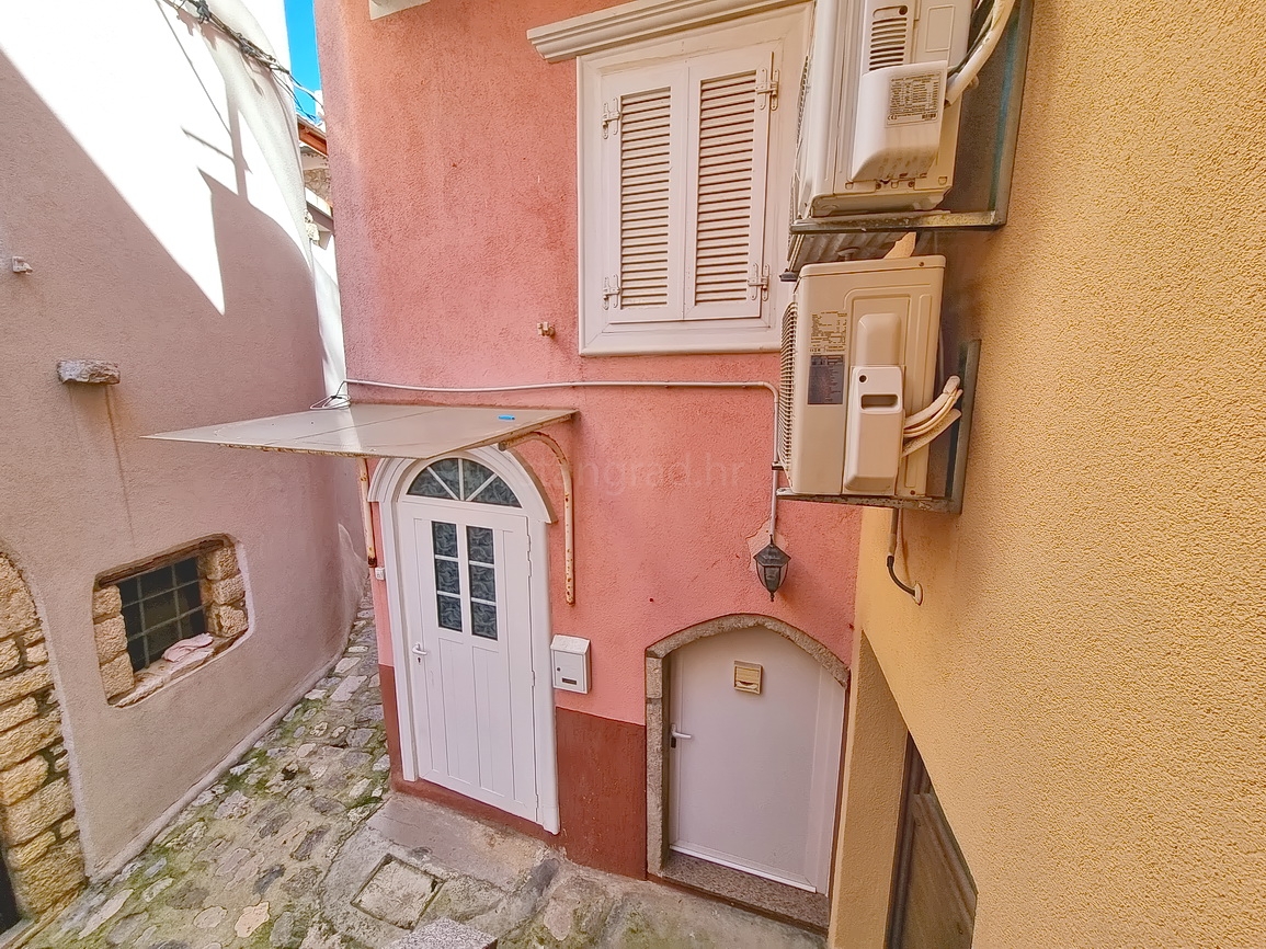 3 bedroom villa in Krk, Croatia – 103627