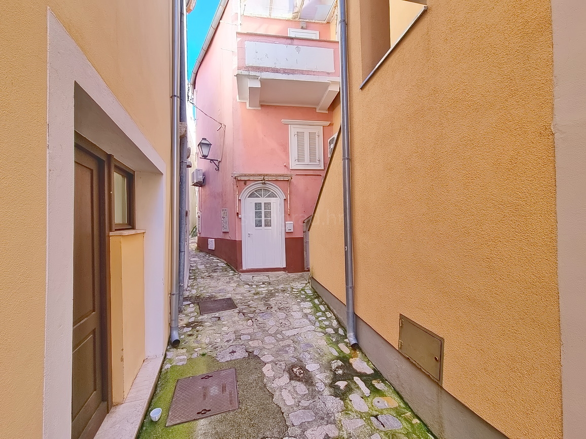 3 bedroom villa in Krk, Croatia – 103627