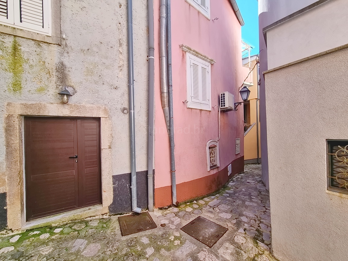 3 bedroom villa in Krk, Croatia – 103627