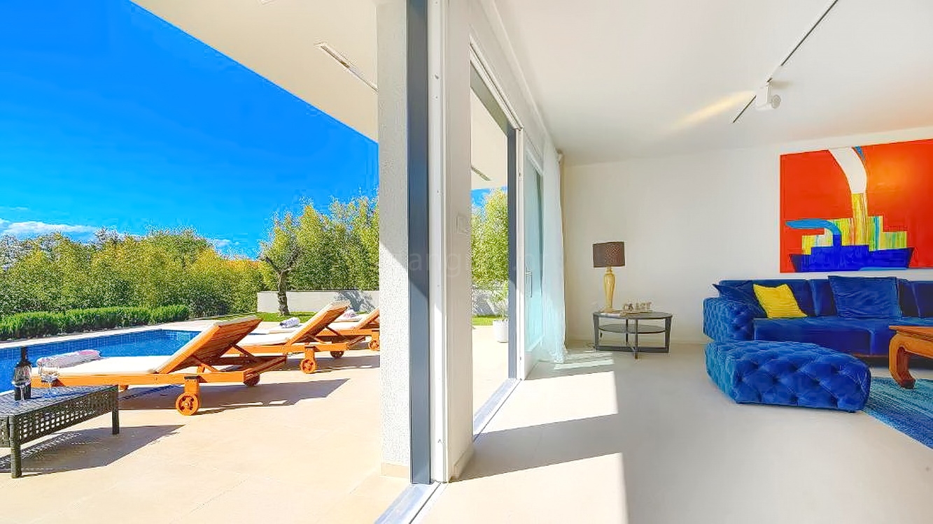 4 bedroom villa in Malinska-Dubašnica, Croatia – 103623