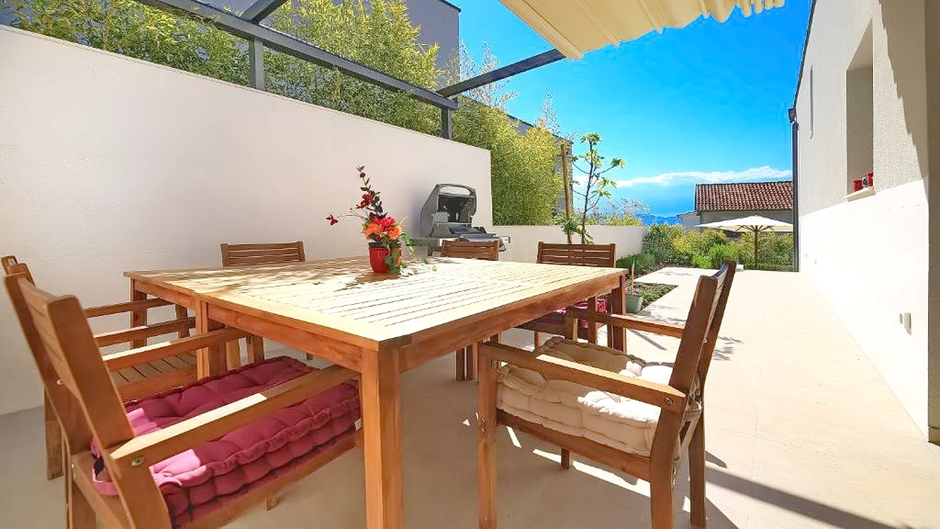 4 bedroom villa in Malinska-Dubašnica, Croatia – 103623