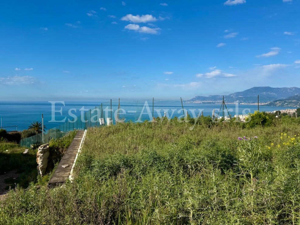 E1307 Land with Approved Project – Stunning Sea & French Riviera View