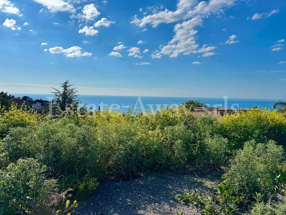 E1307 Land with Approved Project – Stunning Sea & French Riviera View